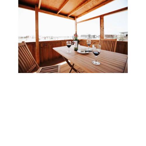 Tiny House with Sea View