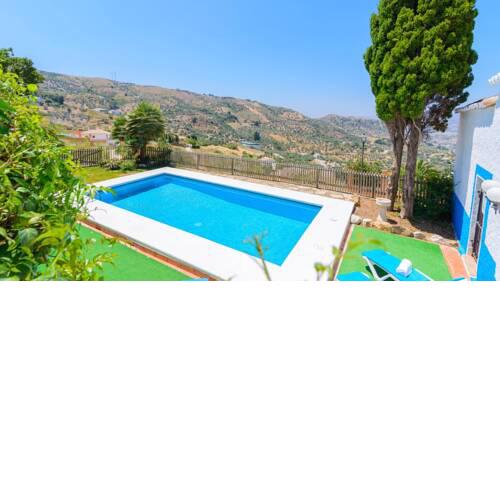 Típica casa de vacaciones con encanto en Alcaucín