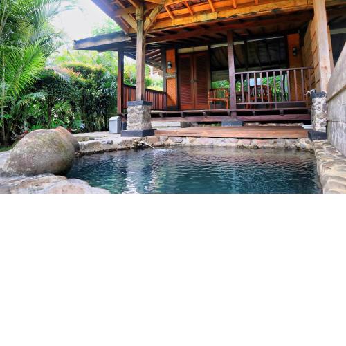 Tirta Arsanta Hot Springs & Villa