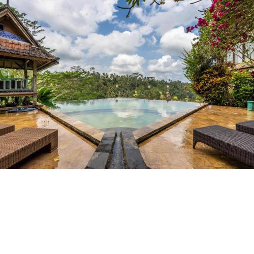 Tirta Asri Ubud Villa