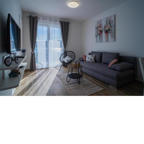 Tisno Laurel Apartments