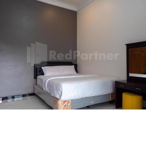 Tjahaja Baroe Syariah RedPartner At Dukuh Kupang