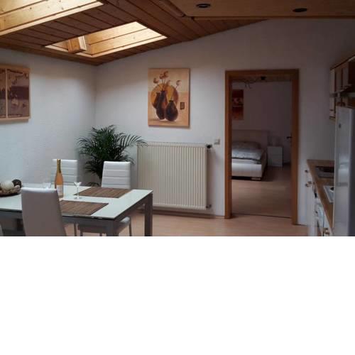 TLA Apartment with Garden
