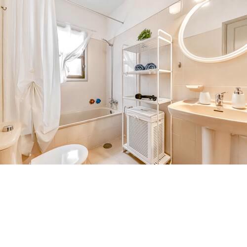 TNR Apartments - Mountain and Ocean Breeze