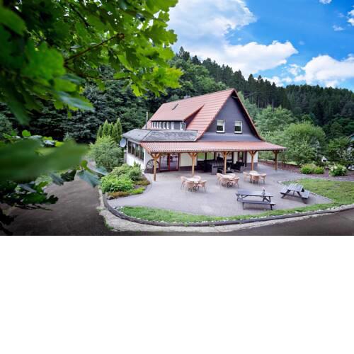 Tolles Ferienhaus für 16 Personen im Westerwald mit Sauna, Whirlpool, Kino und Bar - a46975