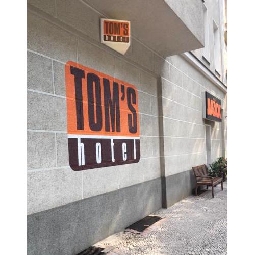 Tom's Hotel (Gay Hotel)