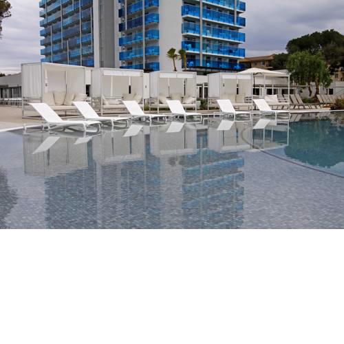 Tonga Tower Design Hotel & Suites