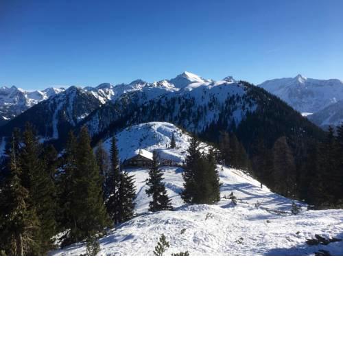 Top 12, Am Sonnenhang, Hochstrasse 588