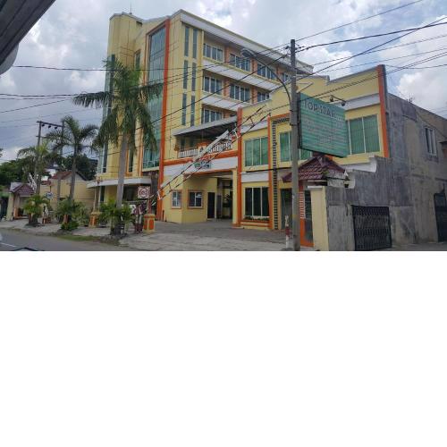 Top Star Hotel