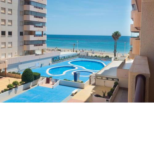 Topaz with sea views on the beachfront in Calpe