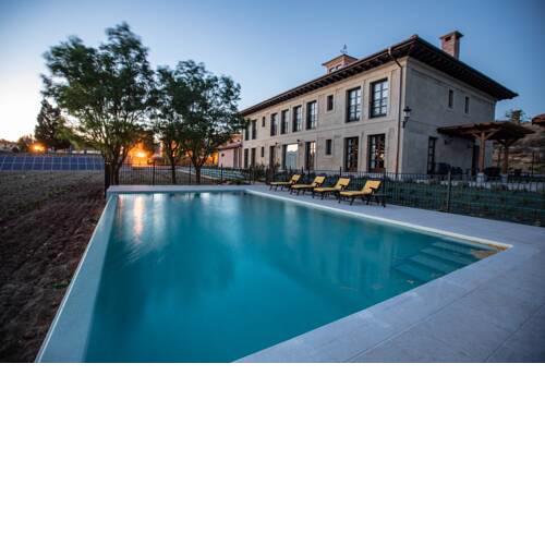 Torre de Briñas - Private Resort