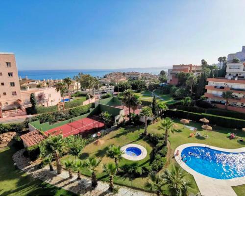 Torrequebrada seaview 2 bedrooms, terrace and pool