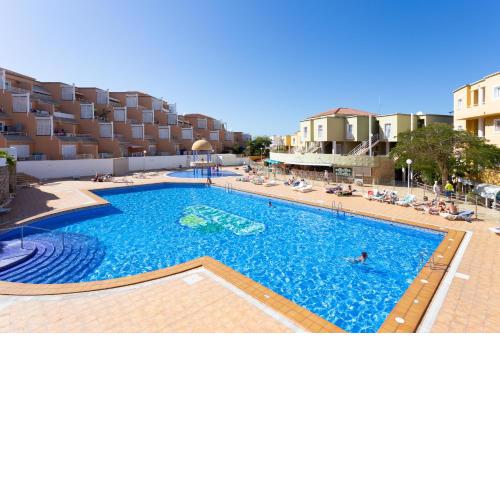 Torviscas beach apartment 3 with pools