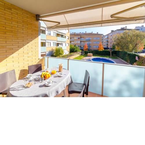 Tossa de Mar Apartment Sleeps 6 Pool WiFi