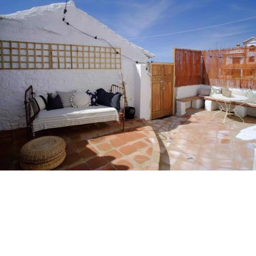 Town house with the best views in Comares