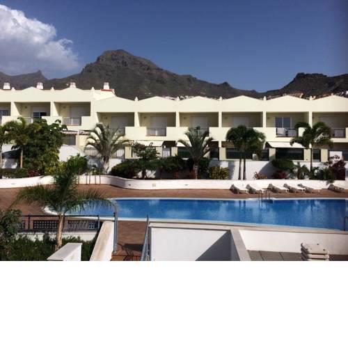 Townhouse 3 Bed 2 Bath with heated pool in Fañabe