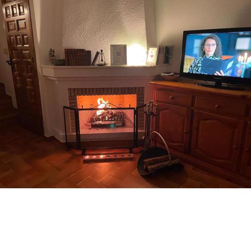 Townhouse with pool, Wi-fi, BBQ and private solarium