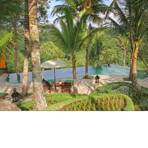 Toya Retreat Villa