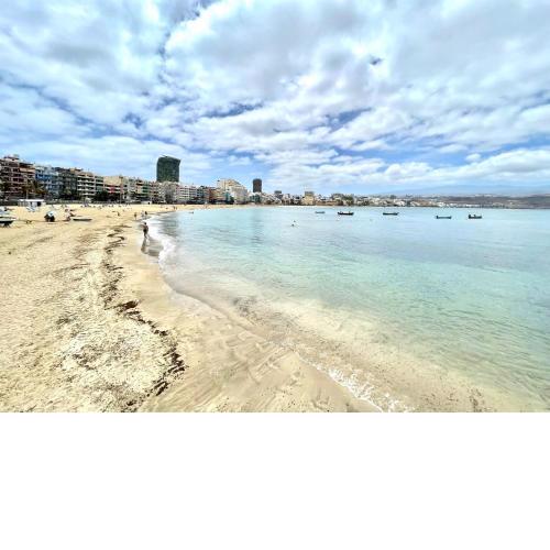 TPL interior studio, Wifi, only 50 meters to Las Canteras beach