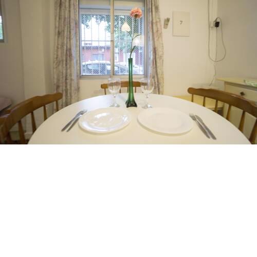 Tradicional apartamento con patio privado