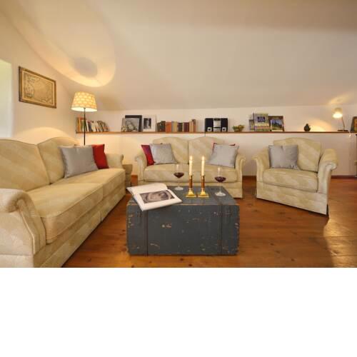 Traditional Apartment in Altreichenau with Garden