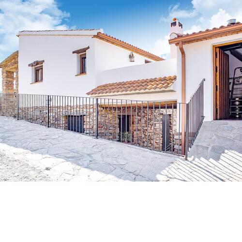 Traditional Cottage in Laroya with pool and terrace with ocuntry views