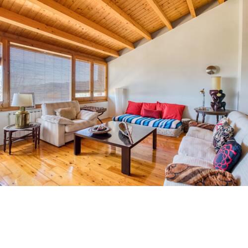 Traditional Holiday Home in Ventalló with Garden