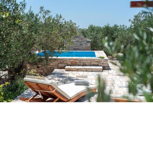 Trapula stone paradise