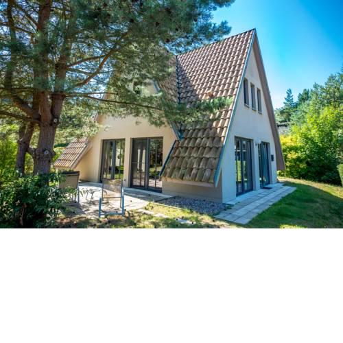 traumHaff - Strandhaus am Achterwasser. Design und Kunst auf Usedom, mit Kamin und Sauna