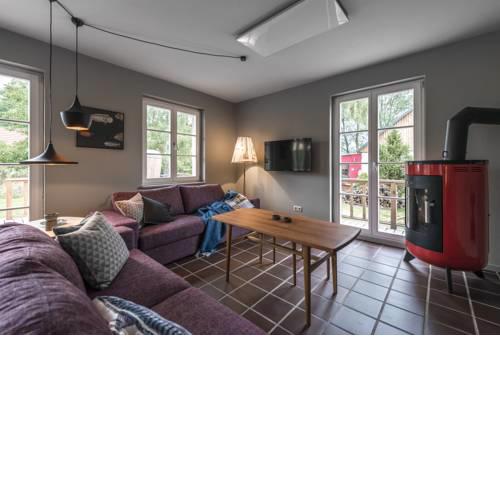 traumHaff Design im Baltic Sea Bohème, Sauna, Kamin, Hund 400m vom Wasser