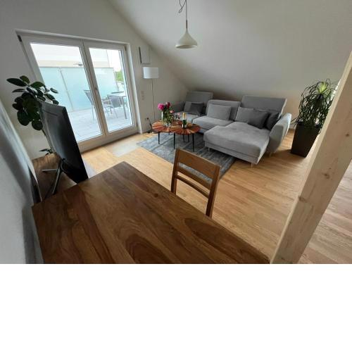 Traumhafte neue Dachterrassenwohnung am Soyener See