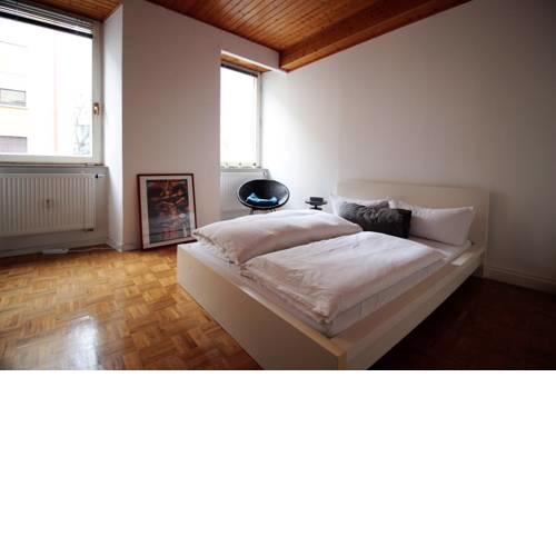 Trendige 1-Zimmer Altbauwohnung am Ringpark