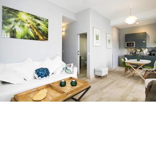 Trendy Penthouse by the Bullring