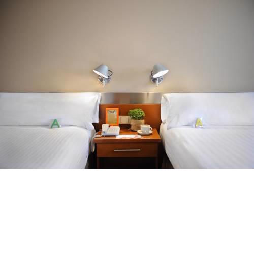 Tres Torres Atiram Hotels