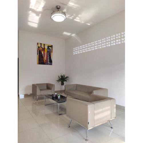Tropical Cozy House in the heart of Medan