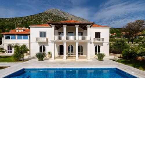 Trsteno Villa Sleeps 12 with Pool