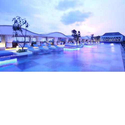TS SUITES Seminyak Bali