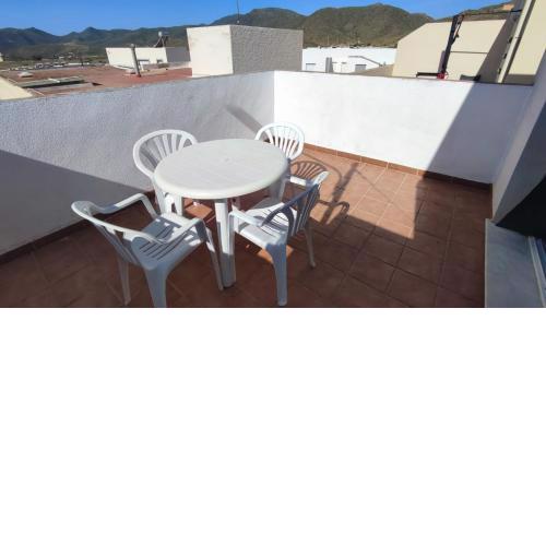 TurAlmeria- Dúplex 2 Dormitorios y 2 Terrazas en Pozo de los Frailes -Casa Alejandro