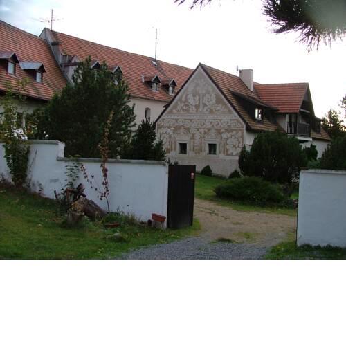 tvrz Holešice-Orlická přehrada, Penzion
