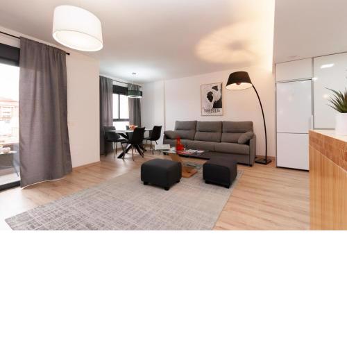 Two-Bedroom Apartment Claudia III by Aparters