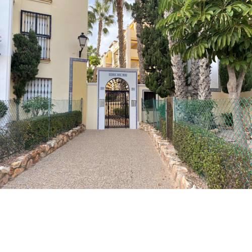 Two bedroom apartment in Aldea del Mar