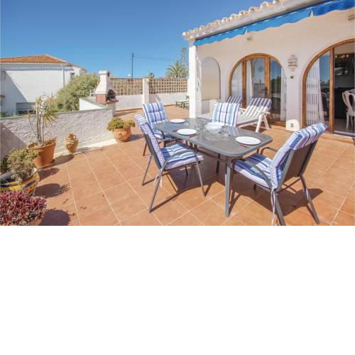 Two-Bedroom Apartment in El Faro