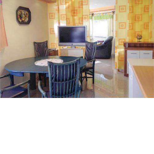 Two-Bedroom Apartment in Espenau OT Monchehof
