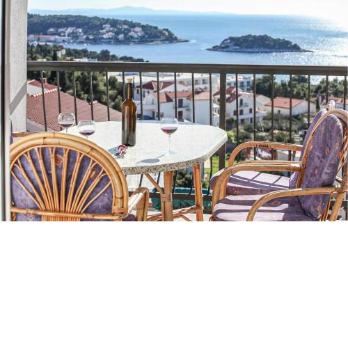Two-Bedroom Apartment in Hvar