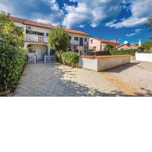 Two-Bedroom Apartment in Malinska