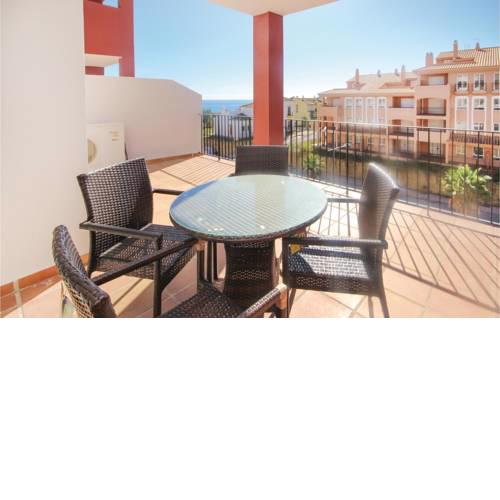 Two-Bedroom Apartment in Manilva