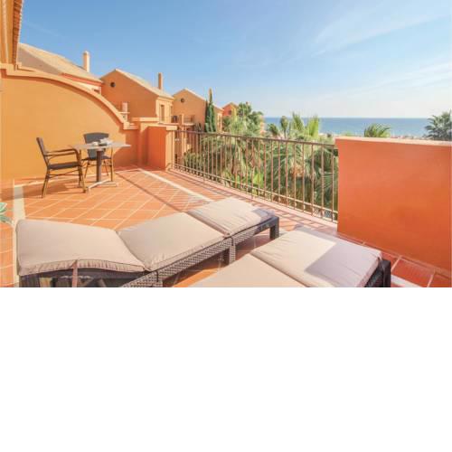 Two-Bedroom Apartment in Manilva