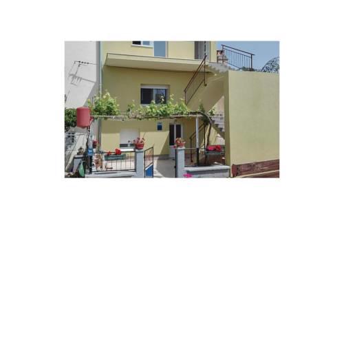 Two-Bedroom Apartment in Medulin