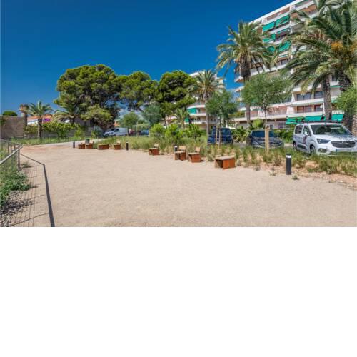 Two-Bedroom Apartment in Miami Platja