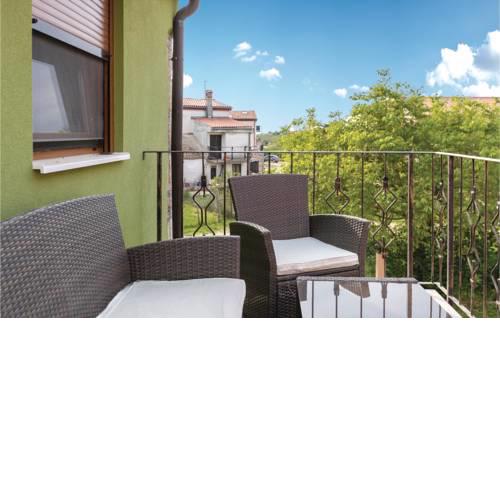 Two-Bedroom Apartment in Novigrad